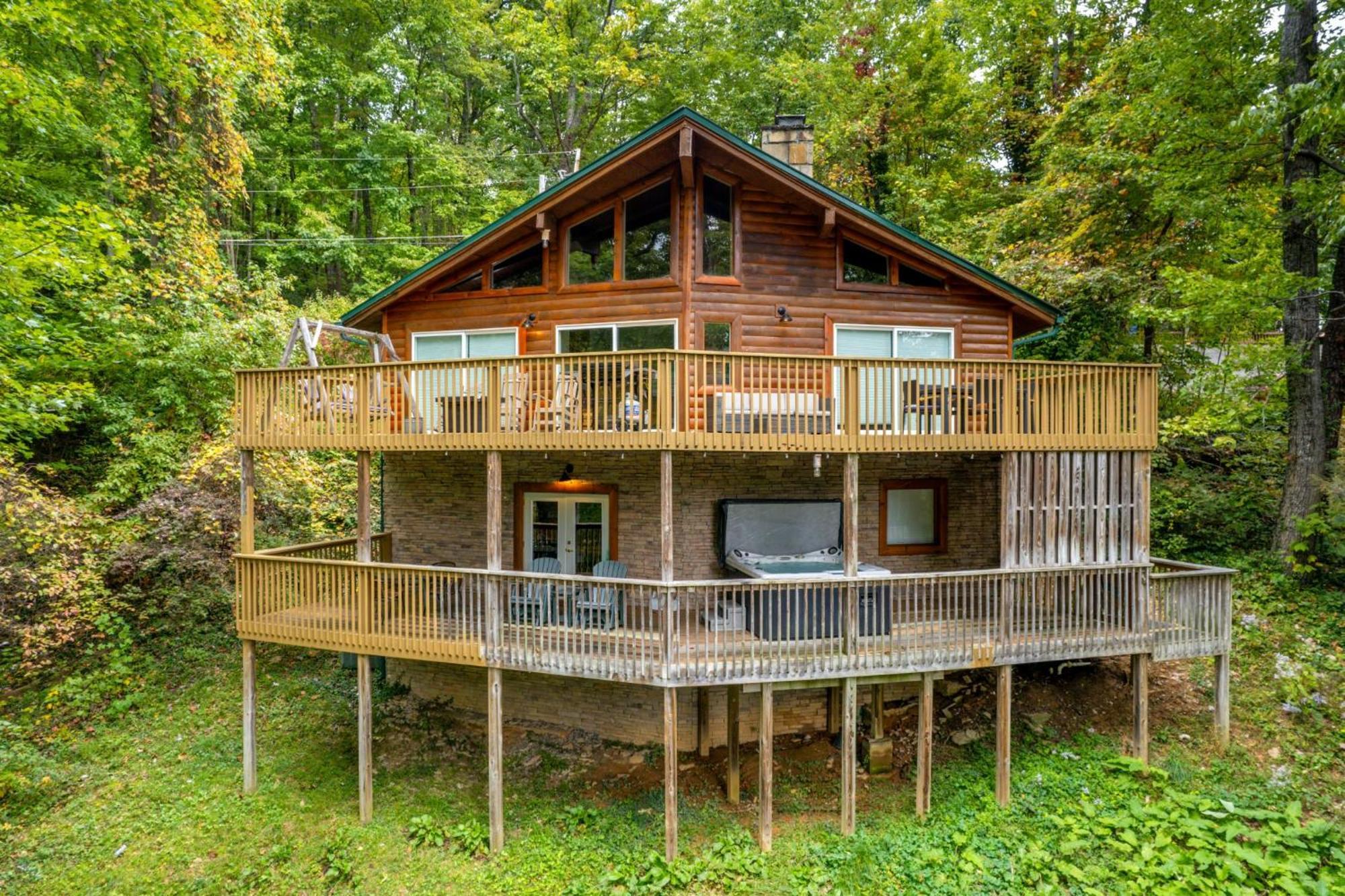 Grand Ole Chalet - Mt Viewsfireplacefirepitarcade Гетлинбург Екстериор снимка